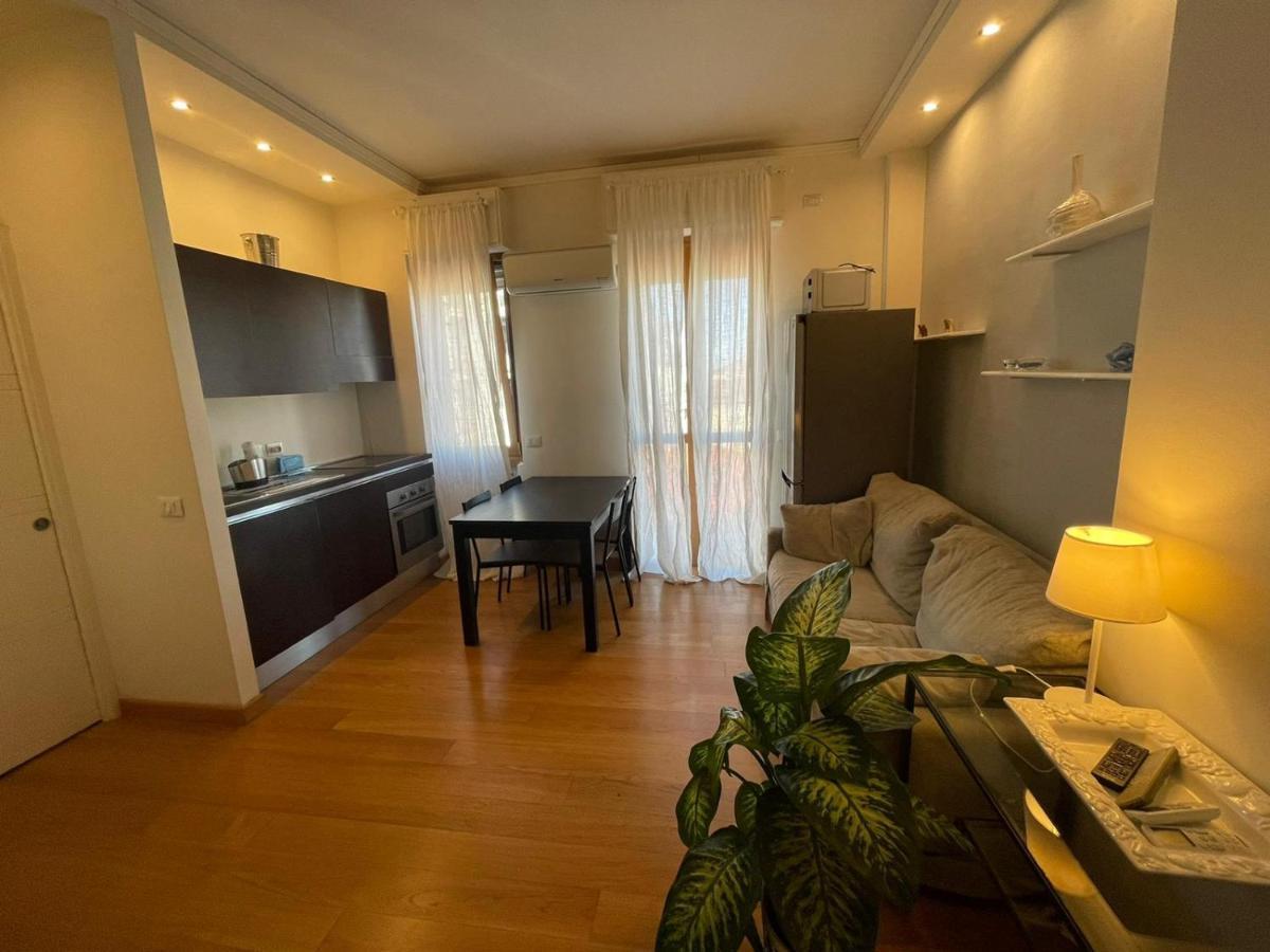 Arco Della Pace Corso Sempione 12 Appartement Milaan Buitenkant foto
